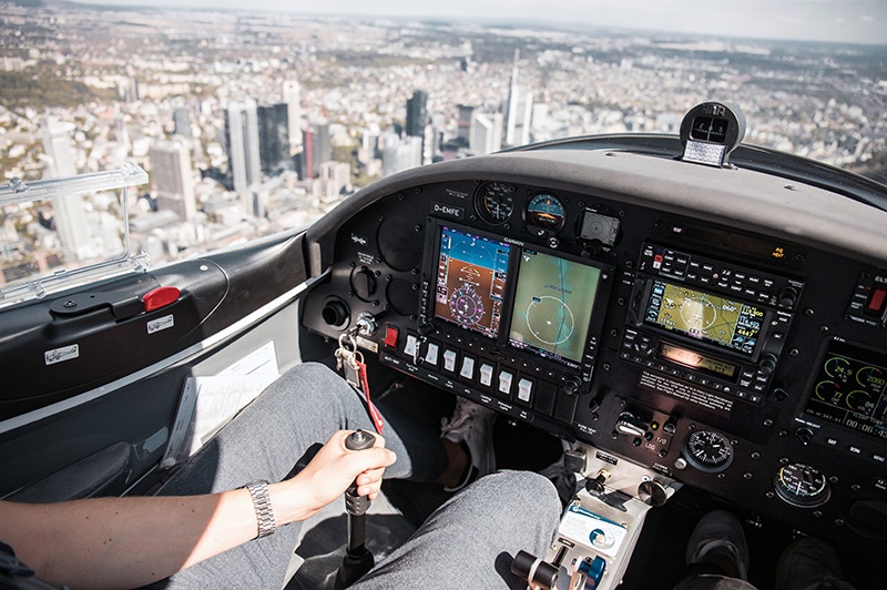 Aquila A211GX Cockpit